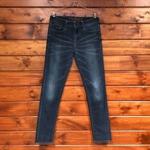 Men’s American Eagle skinny jeans